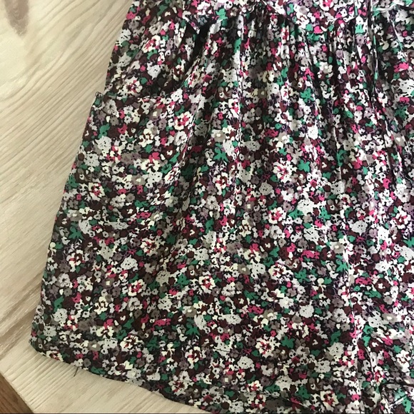 GORGEOUS FLORAL ROMPER - LIKE NEW - Picture 3 of 10